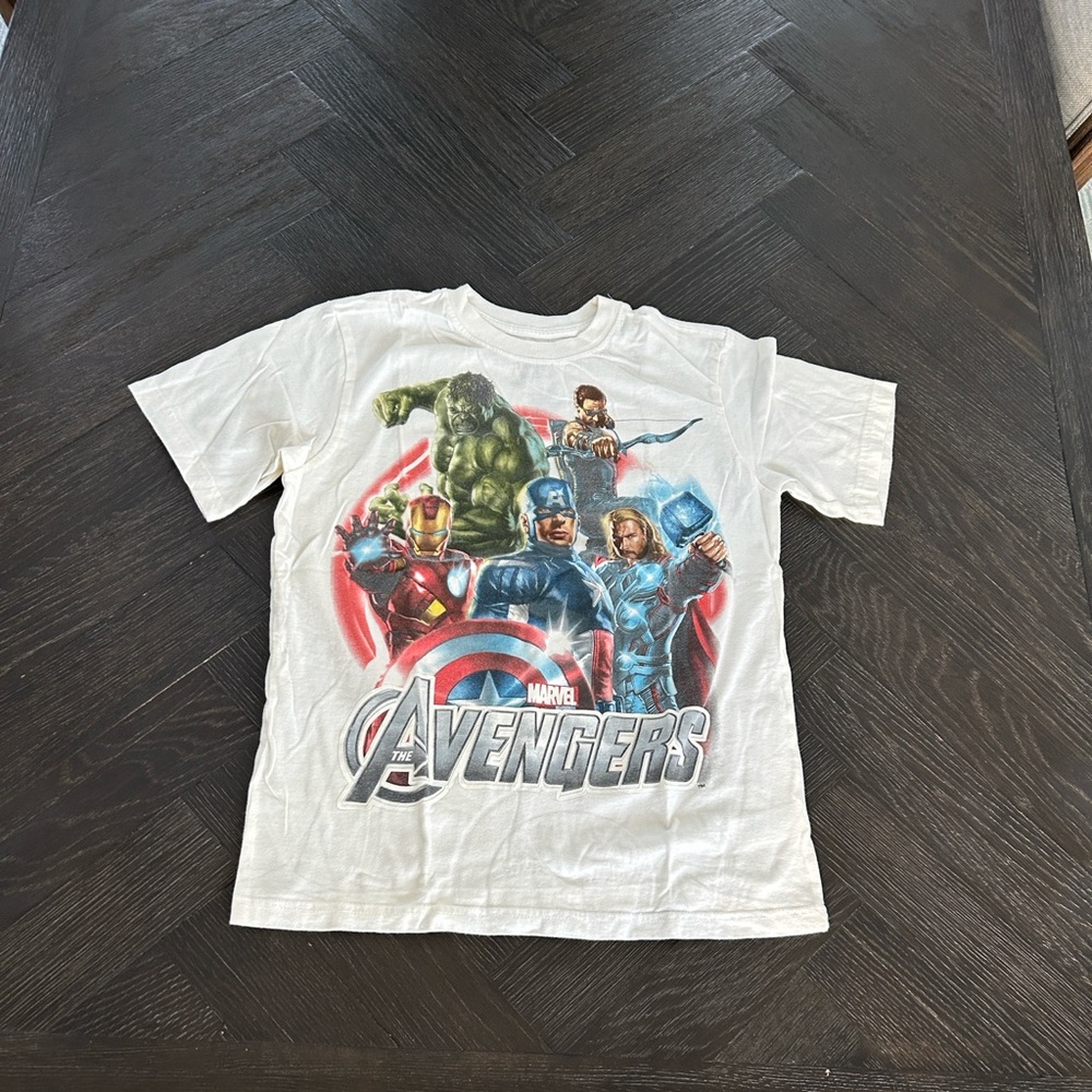 Marvel Avengers White Tee with Character Graphics Sz 7-8